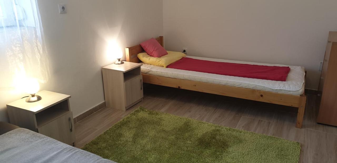 Napfény Apartmanház Balatonberény Exterior foto